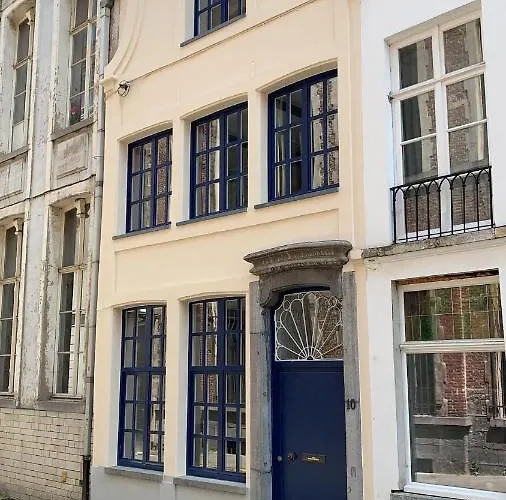 Casa vacanze Entire House In Centre Of